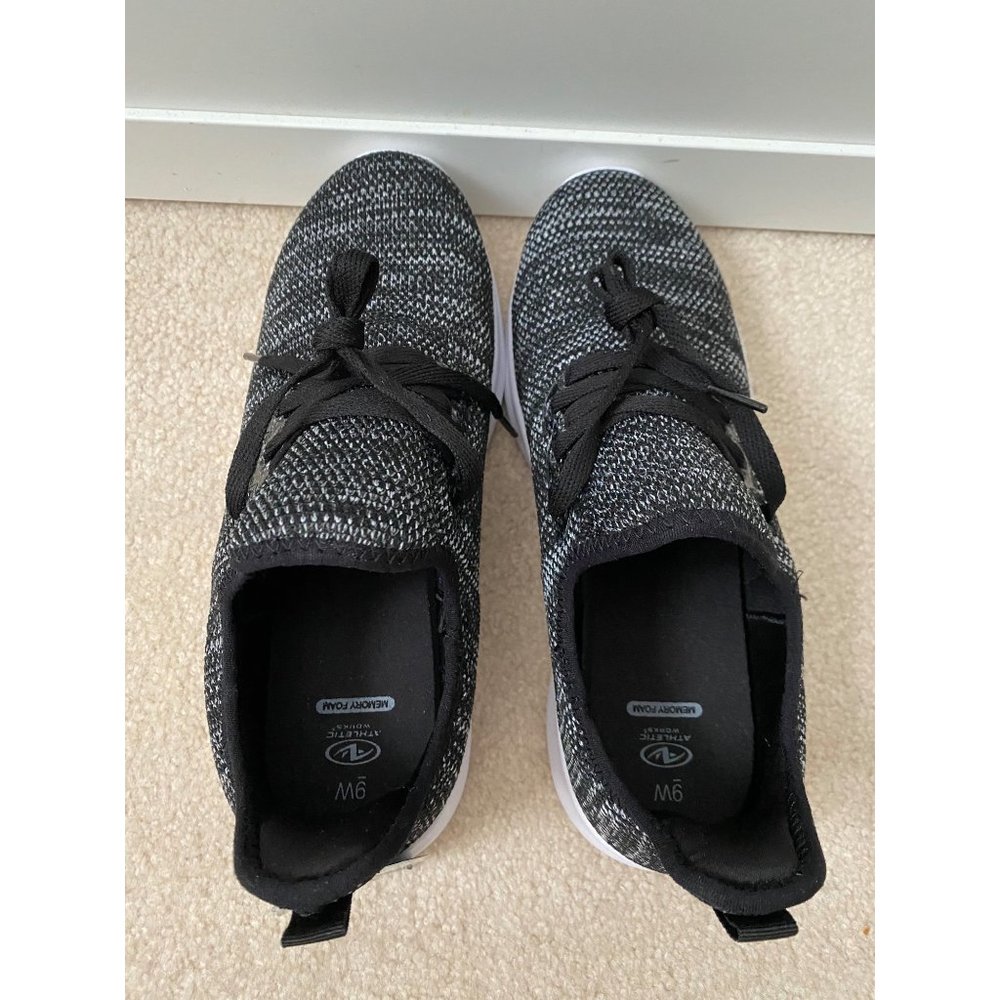 Athletic Works Women's Sneakers - Picture 3 of 4